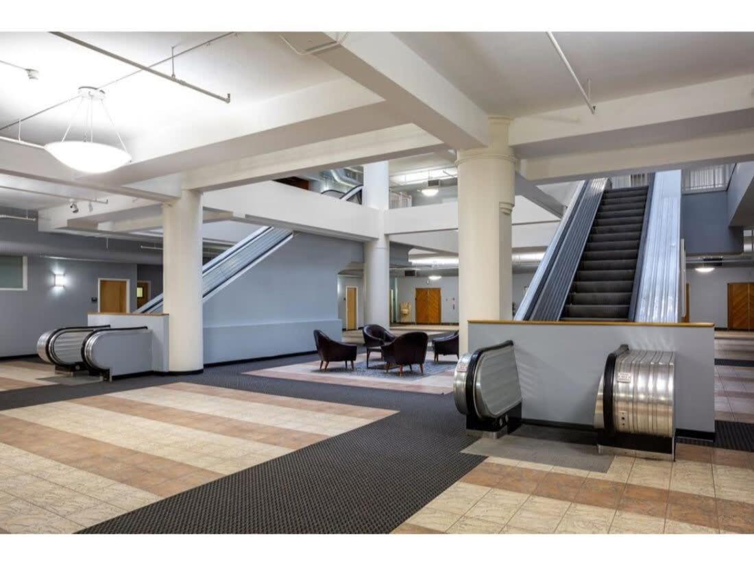 Bold 2Br 2Ba In The Block Apartment By Cozysuites! Indianapolis Bagian luar foto
